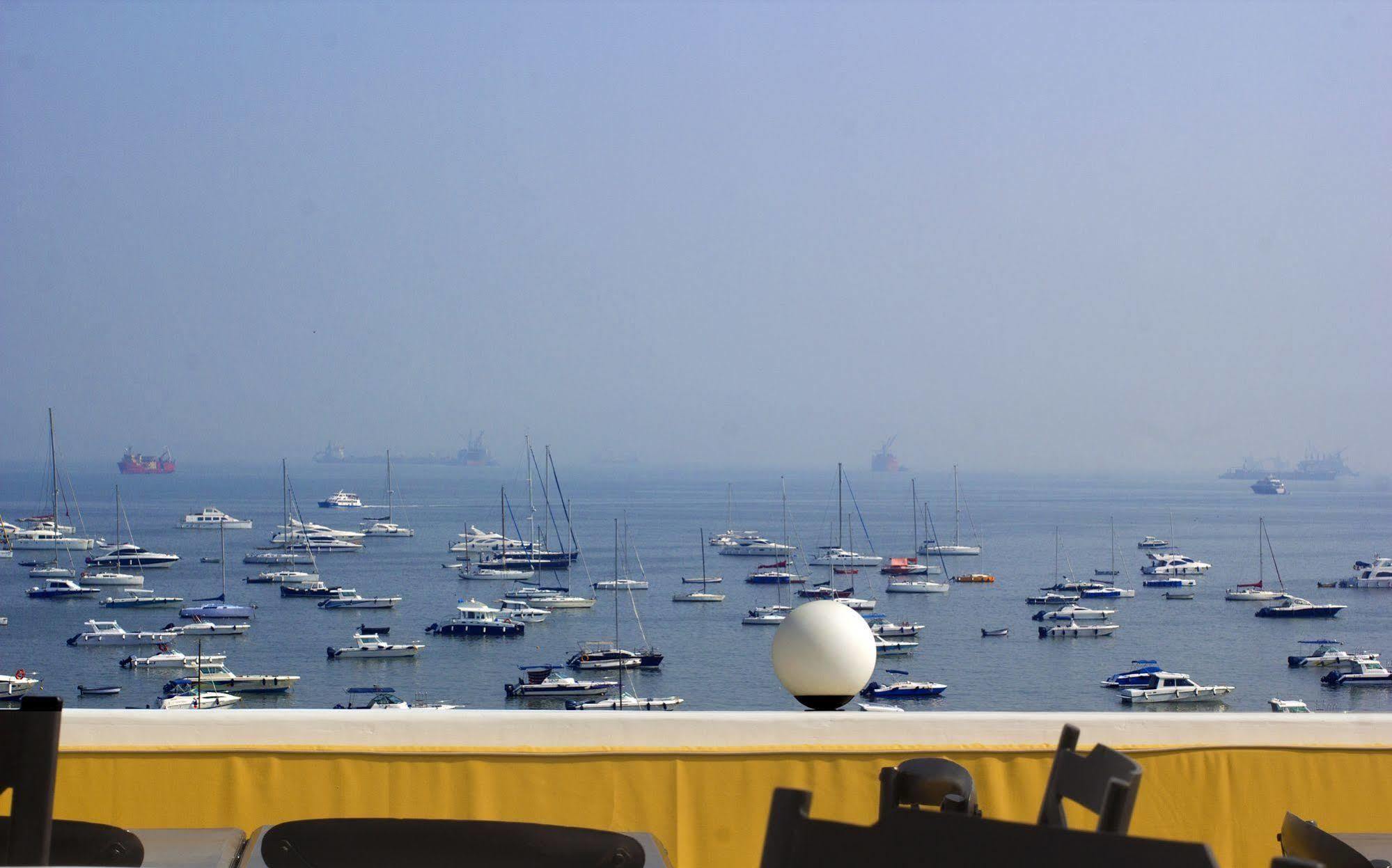 Hotel Harbour View Colaba Mumbai Exterior foto